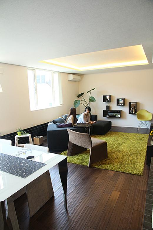 インゾーネの家 室内空間で、<br>自然を感じながら暮らす家。