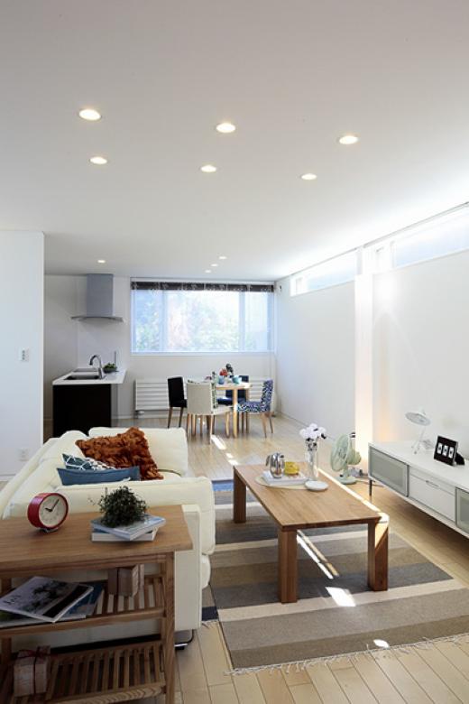 インゾーネの家 木の色を大切にした、柔らかい家。