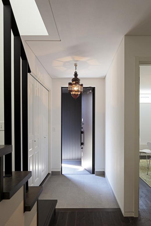 インゾーネの家 時間の流れを感じとる、<br>レトロシックな家。