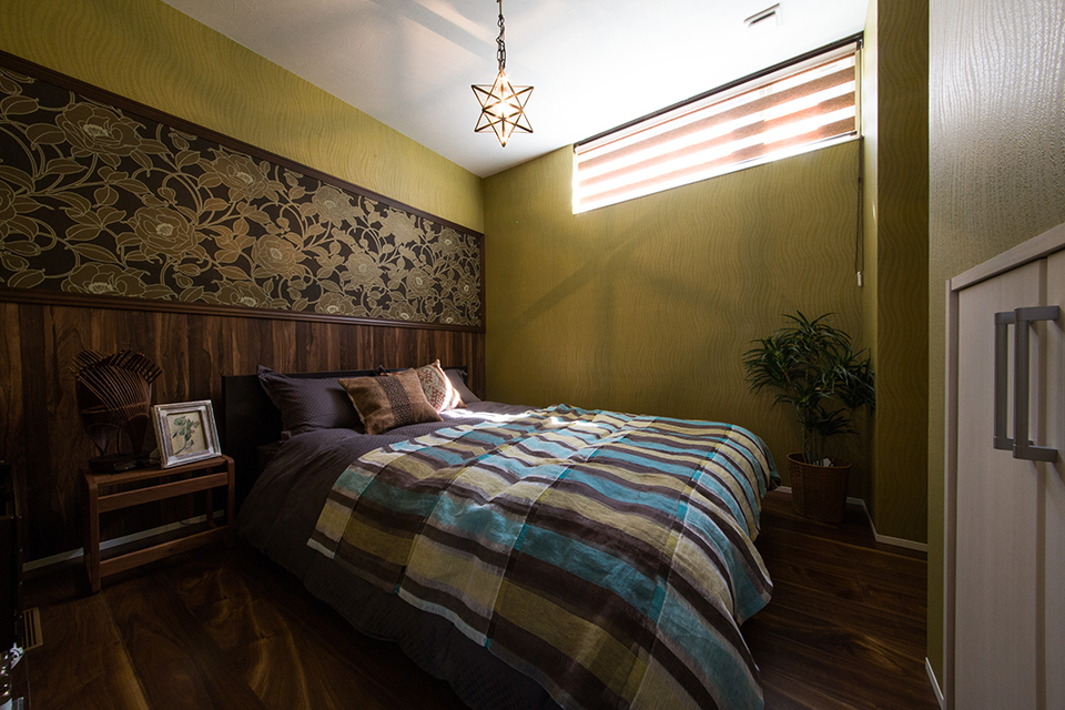 アジアンリゾート リゾート 寝室 ベッド | シンプル、モダン | HACO BASIC | インゾーネの家