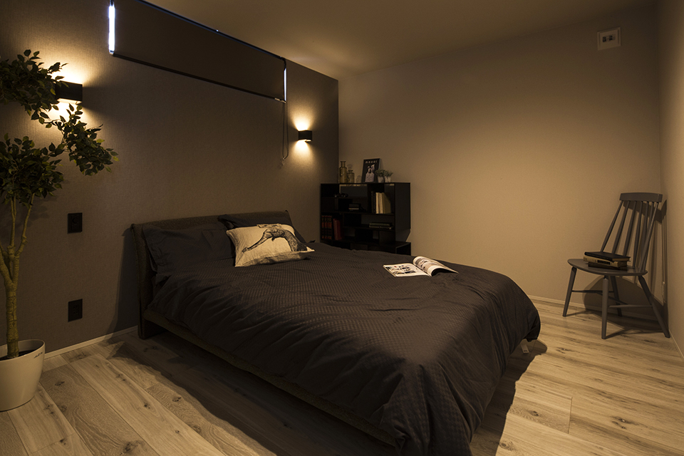 間接照明 寝室 ベッド | シンプル、モダン | HACO BASIC | インゾーネの家