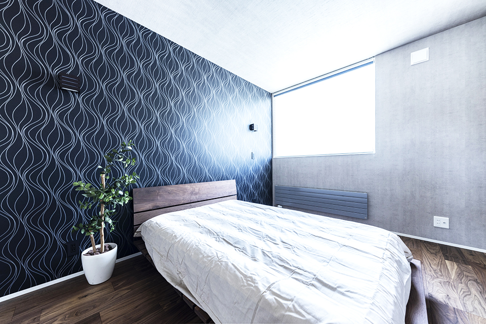 寝室 ベッド 照明 観葉植物 | モダン | HACO BASIC | インゾーネの家