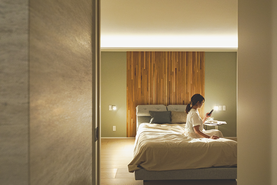 ベットルーム 寝室 間接照明 | ホテルライク | HACO FREE | インゾーネの家