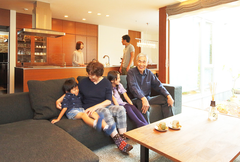 二世帯でくつろげる札幌の自由設計住宅