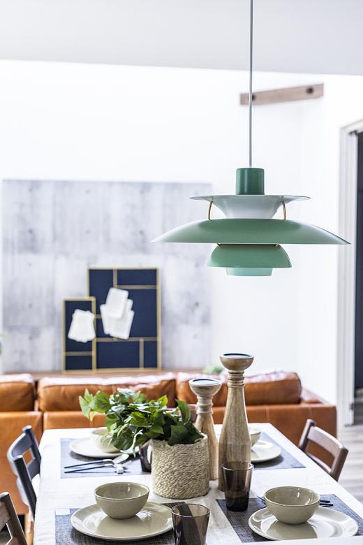 インゾーネの家 モスグリーンがアクセント!人気の1階リビング+1部屋プラン。