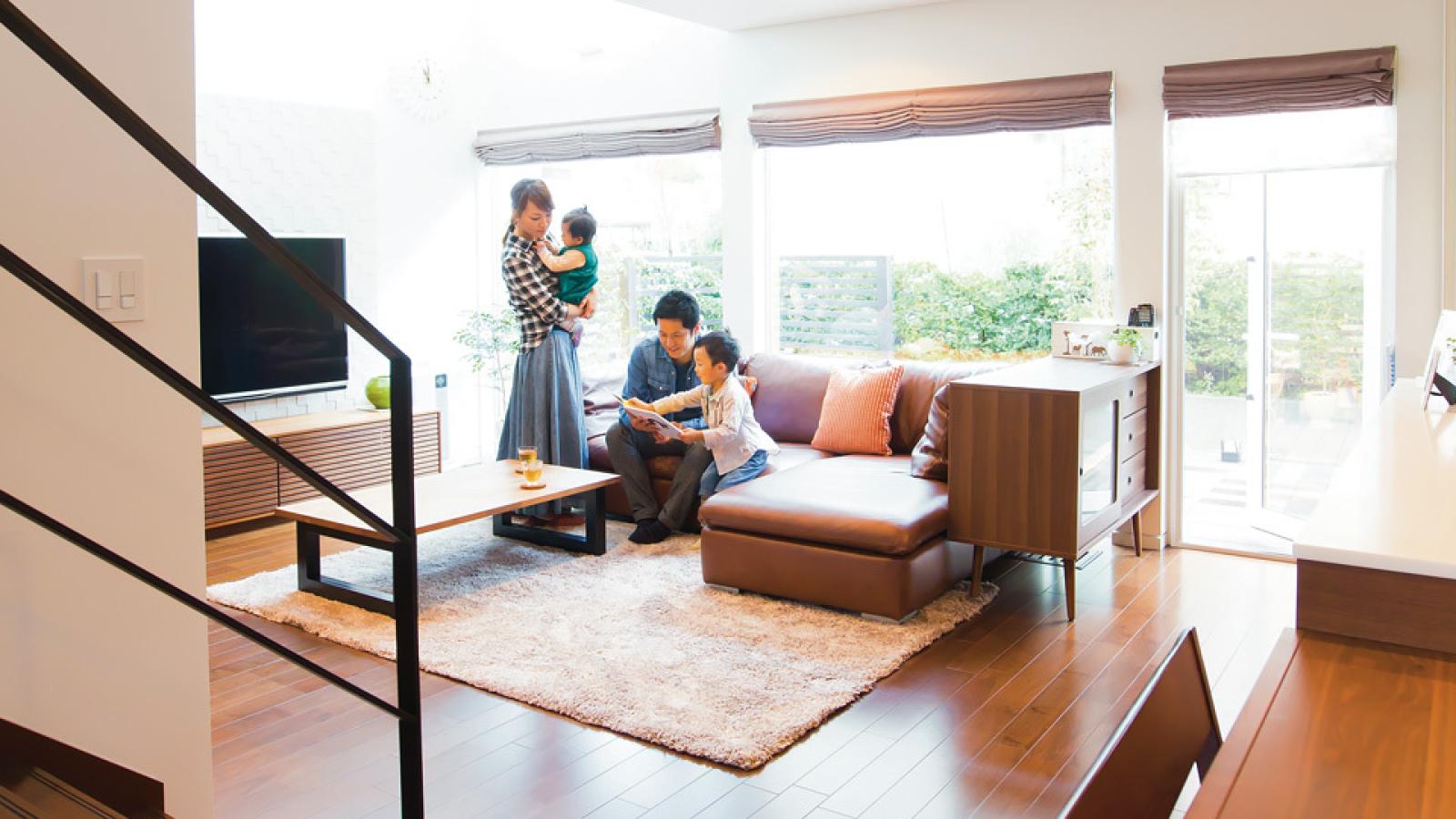 インゾーネの家:子どもが遊ぶ姿を見ながらお気に入りのキッチンでお料理を